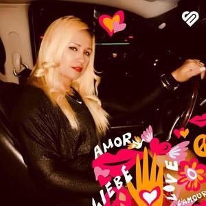 Meet your Posher, Connie